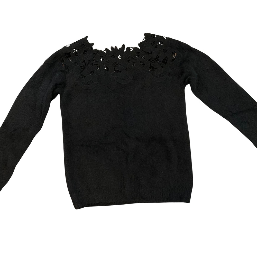 En Creme Black Lace Trim Fuzzy Knit Sweater S/M‎ Long Sleeve Crew Neck